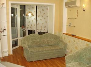 квартира подобово Червоноармійська, Київ