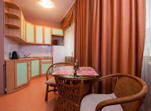 квартира посуточно ул. Сурикова, 3, Красноярск