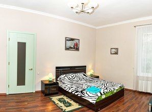 daire günlük  Deribasovskaya, 16, Odessa