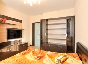 Marin Dom na Surikova, 53a apartment daily Surikova 53A, Yekaterinburg