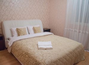 Отличная квартира в ЖК 'Novin' квартира посуточно ул. 50 лет Октября 57а, Тюмень