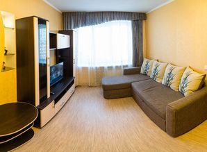 apartment daily lunacharskogo 95a, Perm