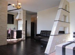 квартира посуточно Сазонова 33, Омск