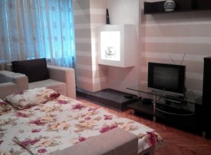 apartment daily Ul. Lipkovskogo, 11, Kyiv