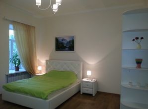 Просторная квартира в самом центре! посуточно Одесса Пастера 42