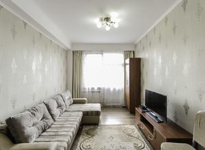 квартира посуточно Ул. Казыбек би, 125/2 угол Ул. Досмухамедова, Алматы