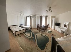 квартира подобово Вершинна 1, Одеса