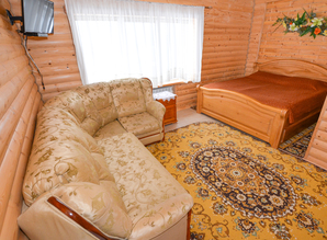 rooms daily Kotlyarevskogo 23a, Skhidnytsia