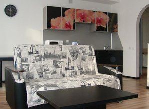 Rent apartment apartment daily 8 marta 190, Yekaterinburg