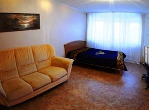Однокомнатная чистая квартира квартира посуточно Николая Гондатти, 5, Тюмень