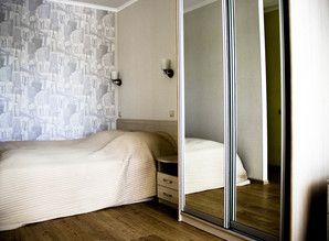 квартира посуточно пр. Комарова, 14, Омск