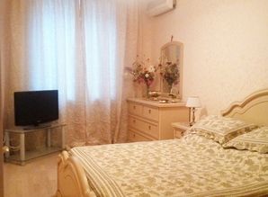2 bedroom apartment for rent apartment daily Per CHajkovskogo 19, Odessa