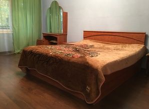Comfortable apartment in the metro квартира подобово , Москва