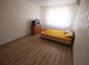 Комфортная квартира Рядом со Стадионом квартира посуточно восточно кругликоская 22/3, Краснодар