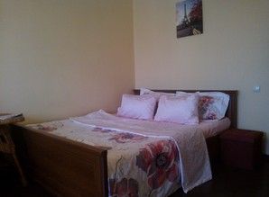 apartment daily Kyiv Geroev Stalingrada, 35