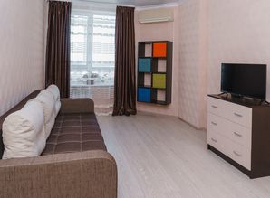 квартира посуточно Чкалова 53/3, Оренбург