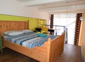 Двухуровневые апартменты возле метро квартира посуточно Полярная 31с1, Москва