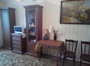 однокомнатная у озера Мойнаки квартира посуточно Ул.Советская,2/150, Евпатория