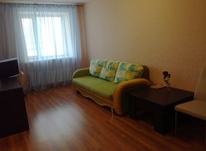 2-комнатная квартира посуточно квартира посуточно Суворова 161, Пенза