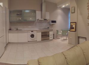 квартира посуточно Антоновича 3, Киев