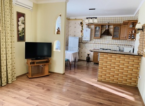 Уютная квартира в центре города квартира посуточно Кашинского 4, Миргород