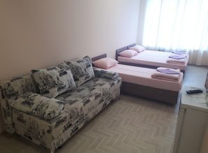 Студия возле леса в 3 мкр-н. квартира посуточно 3-й мкр-н,д.34а, Златоуст