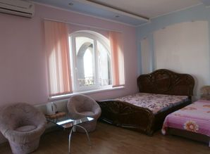 Гостевой дом Камилла мини-отель посуточно Микрорайон Юго-Западный 45, Судак