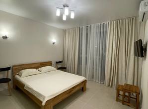 ЖК Гранд Бурже Подобова, погодинна оренд квартира посуточно вул.Лесі Українки,3, Буча