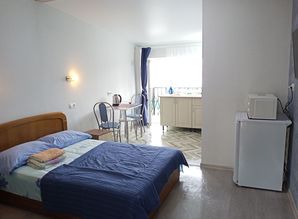 Двухместный номер-студия 'Ирис' мини-отель посуточно Шаляпина, 16/94, Новый Свет