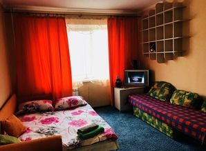 квартира посуточно улица Героев Днепра, 42-Б, Киев