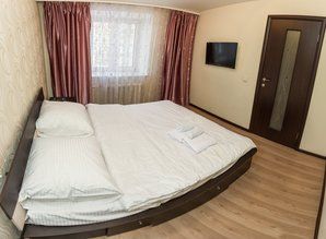 Апартаменты на Пермякова квартира посуточно Прокопия Артамонова,13, Тюмень