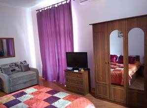 apartment daily Krecshatik dom 29, Kyiv