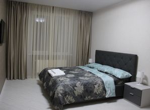 Апартаменты Делюкс 2 квартира посуточно ул. Среднефонтанская, 35, Одесса