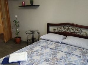 apartment daily Stroitelej, 90, Novokuznetsk