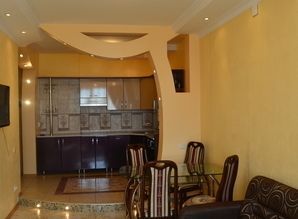 Своя квартира бизнес класса квартира посуточно Среднефонтанская 19 А, Одесса