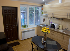 Уютная квартира у моря квартира посуточно Пушкинская, 13, Ялта