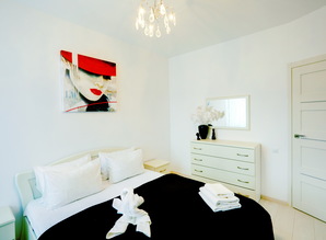 apartment daily Anny Ahmatovoj 22, Kyiv