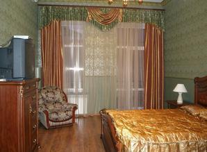 For rent VIP-class Independence Square apartment daily Str. Malaya ZHitomirskaya, Kyiv