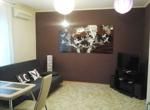 3 bedroom apartment for rent apartment daily Prospekt Lenina 1, Samara