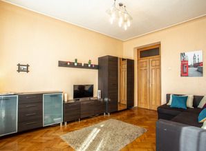 apartment daily Bolshaya Vasilkovskaya, 84, Kyiv