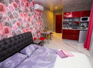 Studio on Zarubina. apartment daily Zarubina, 79, Saratov