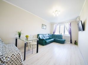 апартамент краткосрочно Sokolovaya, 10/16, Саратов