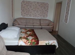 apartment daily Lunnaya 27, Saratov