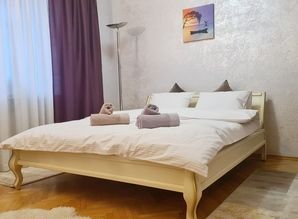 Spacious 3-room apartment, Poznyaki daily Kyiv Ave  Bazhana, 24/1