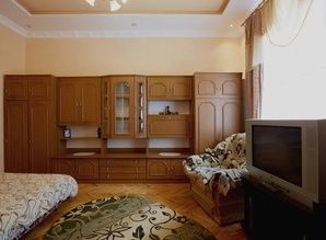 apartment daily YAroslava Mudrogo, Lviv