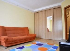 Modern studio apartment in the center apartment daily Popova 25, Yekaterinburg