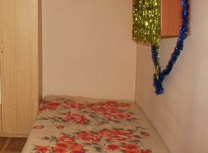 комната посуточно Комарова, 1, Омск