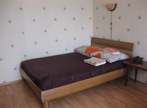 квартира посуточно Бульвар Победы, 4, Омск