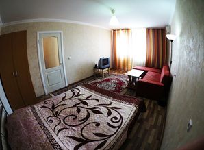 Посуточно на часы,все удобства. квартира посуточно ул.Монтажников 5., Краснодар