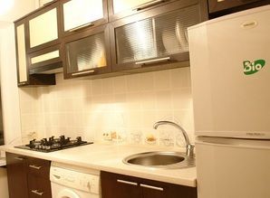 Two-roomed flat. apartment daily Kerch pereulok YUnnatov 18, Kerch